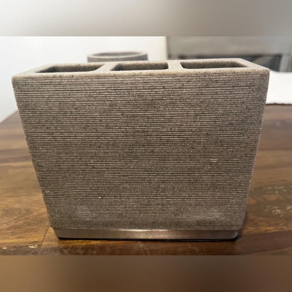 Toothbrush Holder & Tumbler Set - Picture 6 of 16